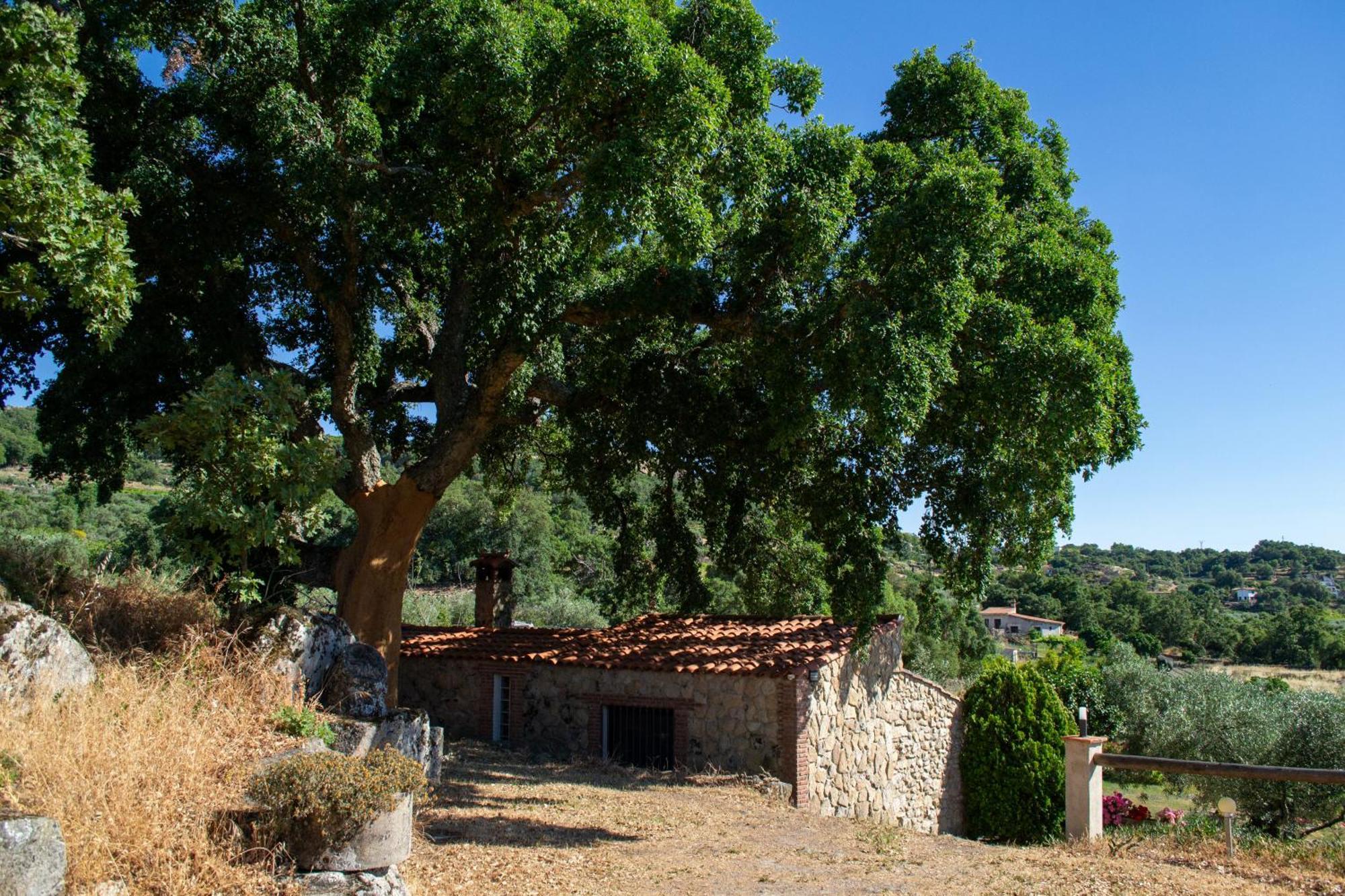 Casa Rural La Recuera Montánchez Eksteriør bilde