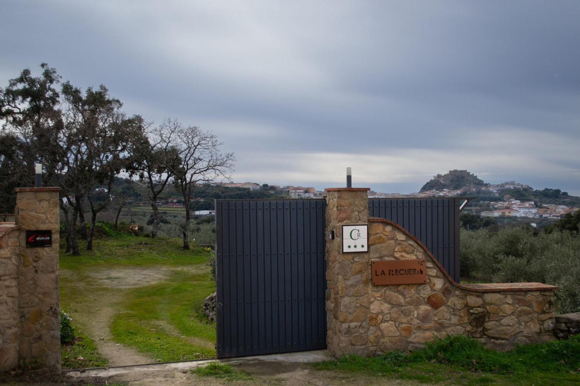 Casa Rural La Recuera Montánchez Eksteriør bilde